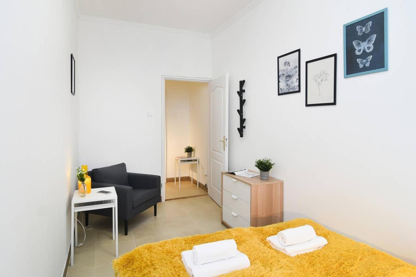 Very Central Apartment Close To Basilica Будапеща Екстериор снимка