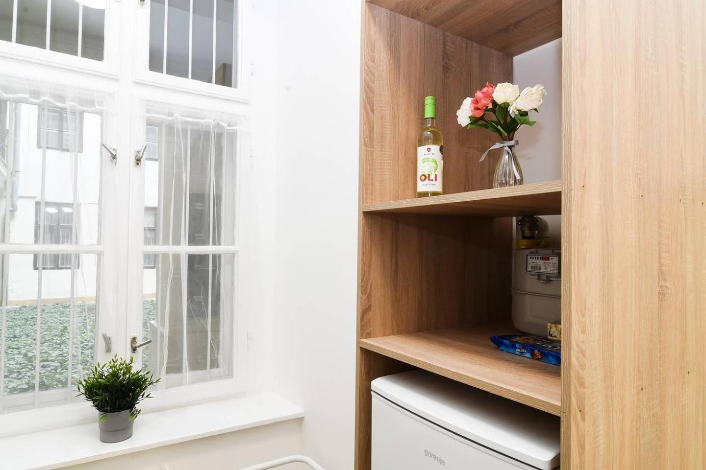 Very Central Apartment Close To Basilica Будапеща Екстериор снимка