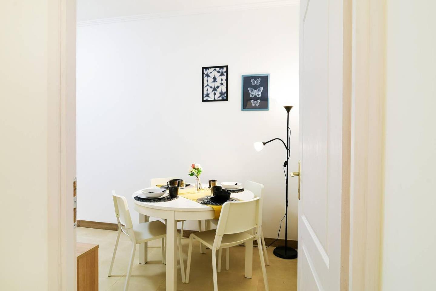 Very Central Apartment Close To Basilica Будапеща Екстериор снимка